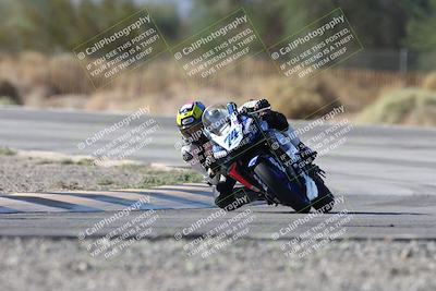 media/Oct-04-2025-CVMA (Sat) [[408bcdd6e4]]/Race 14-500-400-350 Supersport/